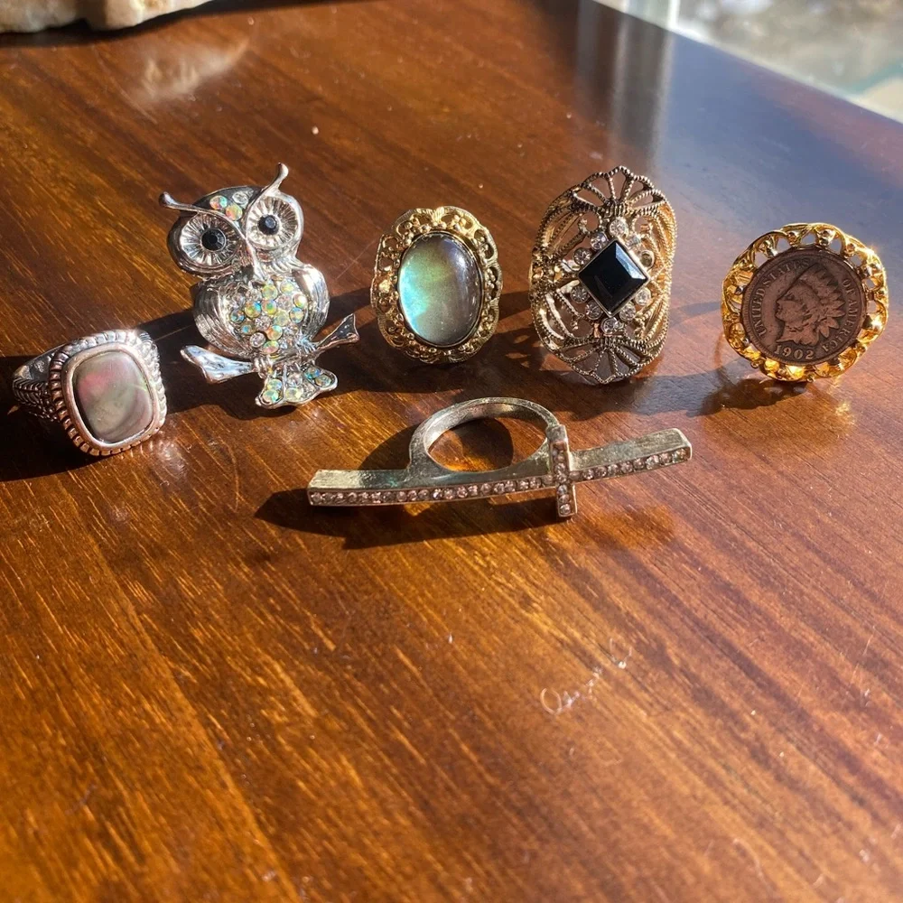 BUNDLE OF 6 STATEMENT RINGS 💍 - Picture 1 of 16